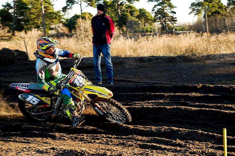 Gull motocross gear