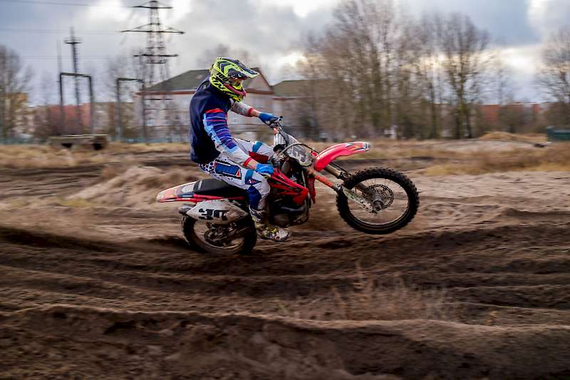 Gull motocross gear
